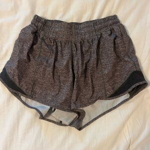 Lululemon Hotty Hot Short 4”